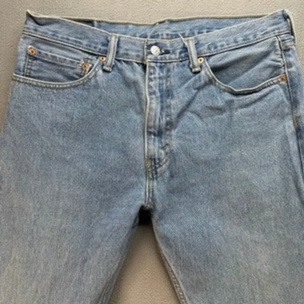 Levi's Jeans 505 Regular Fit 34x32 (FIT 34x29)Vintage Y2K‎ Straight Leg Denim